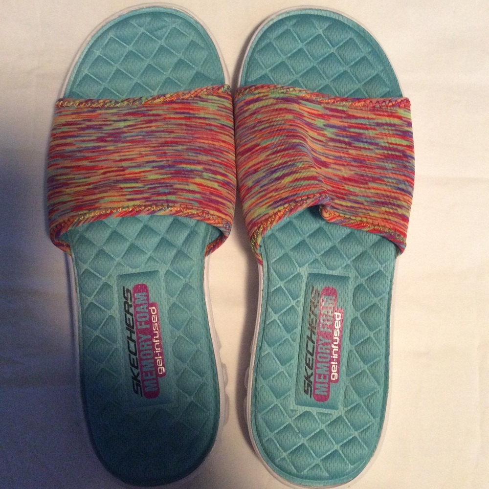 Skechers MemoryFoam MultiColored Slip on Sz 8 NWOT